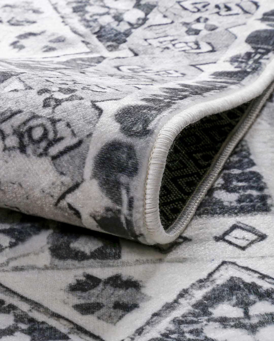 Shahy simple new classic soft and shinny carpet