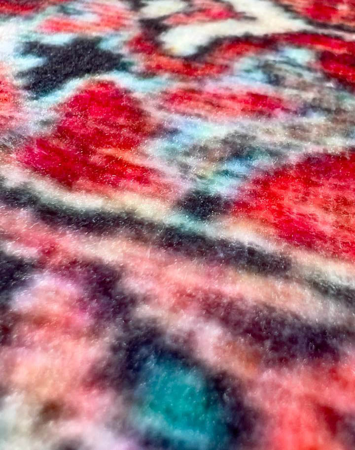 Heriz Persian-Style Rug – Red & Blue Harmony