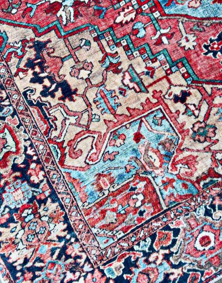 Heriz Persian-Style Rug – Red & Blue Harmony