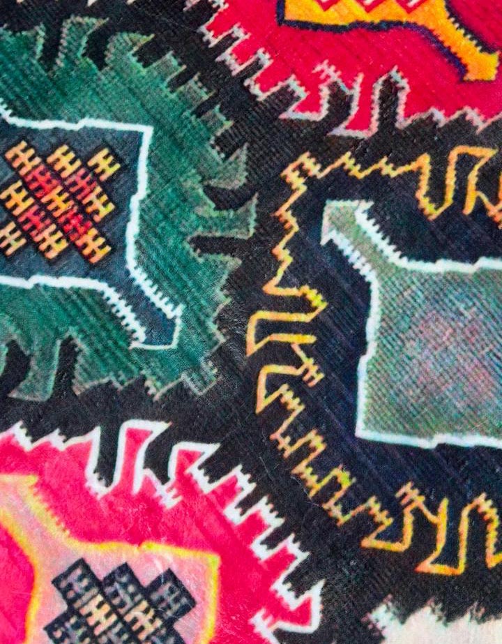 Colorful Nomad – Tribal Kilim Pattern Rug