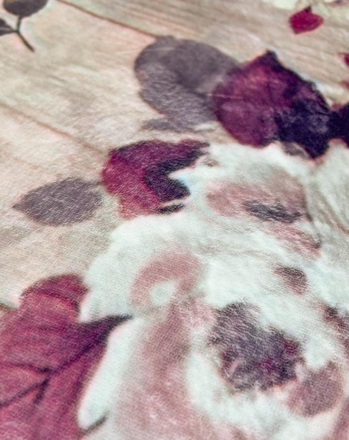 Spring Silence – Floral Hummingbird Rug