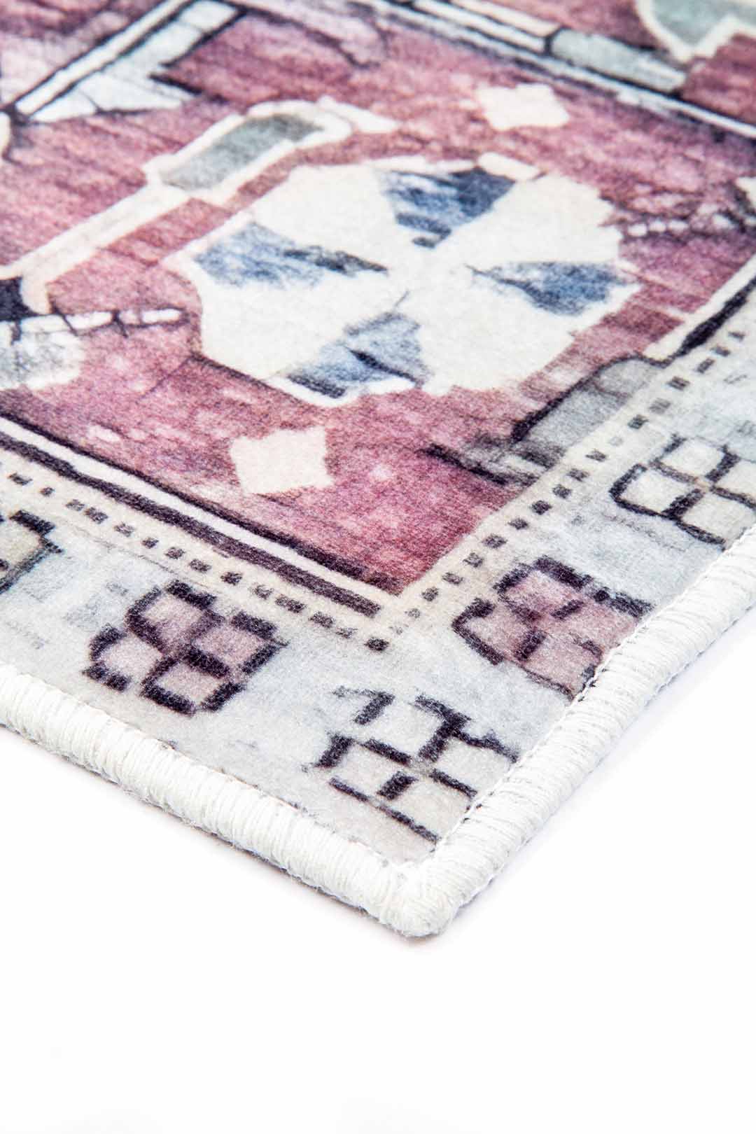 Rose Mist – Vintage Turkish Pattern Rug