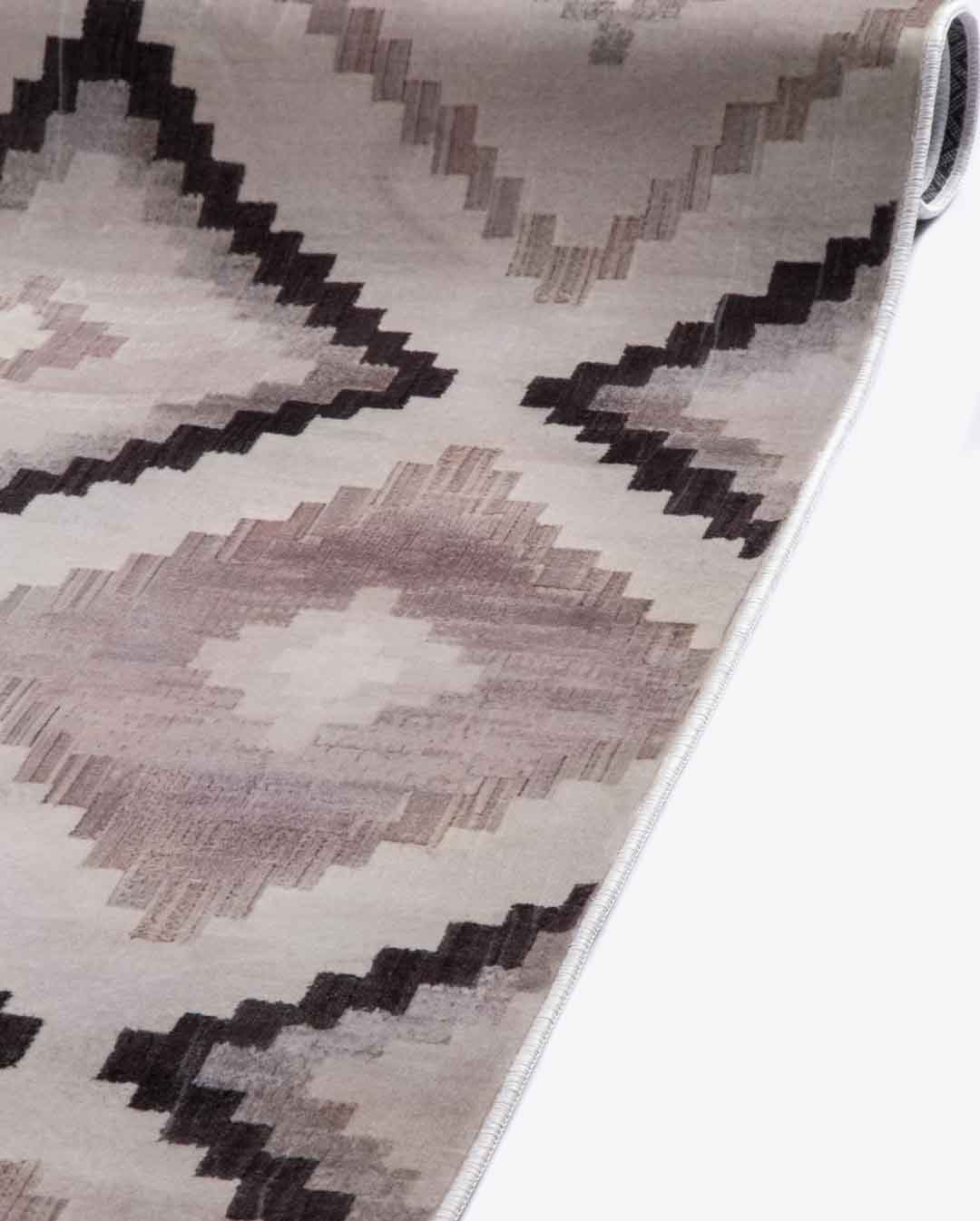 Clara modern beige an brown soft and shinny carpet