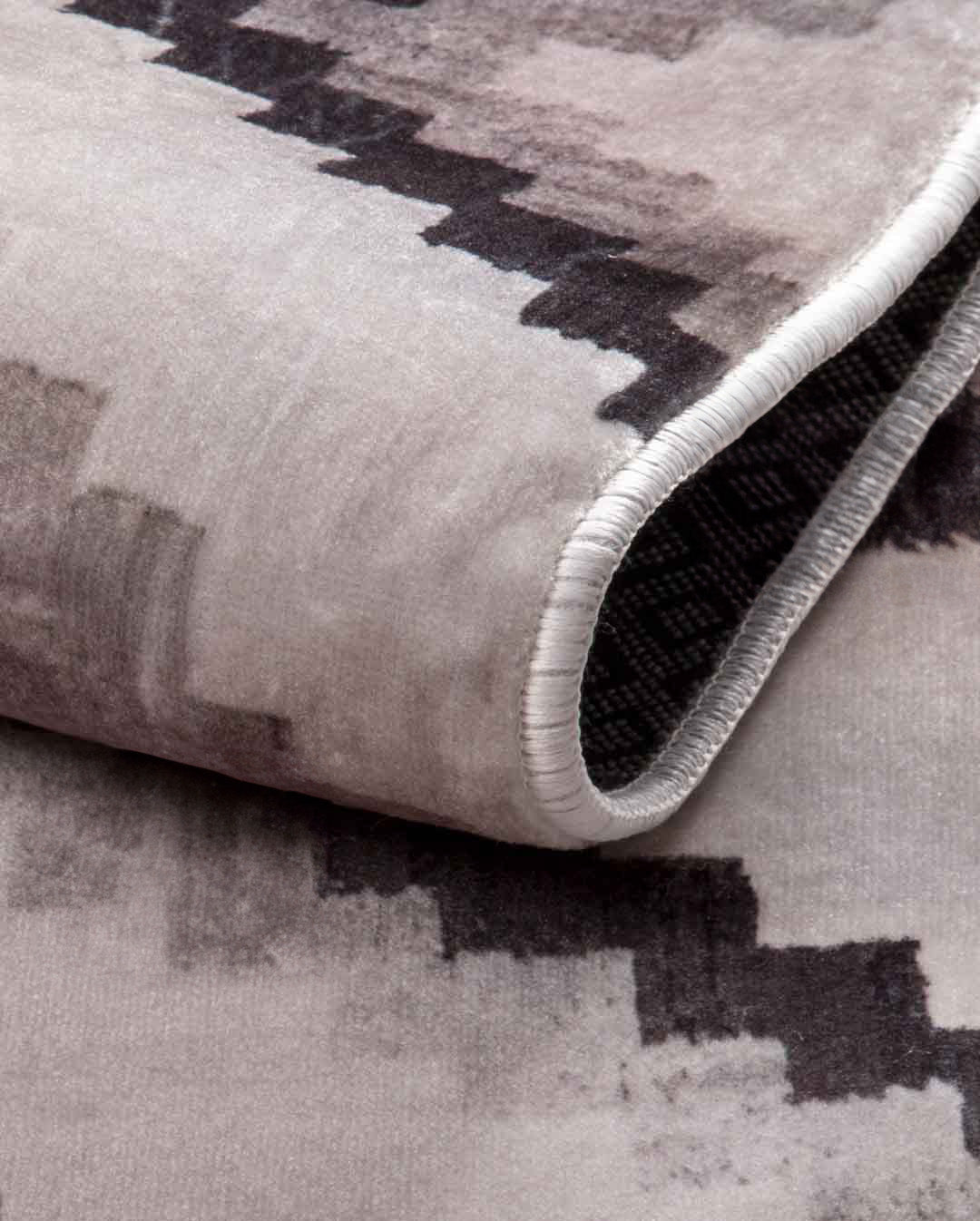 Clara modern beige an brown soft and shinny carpet
