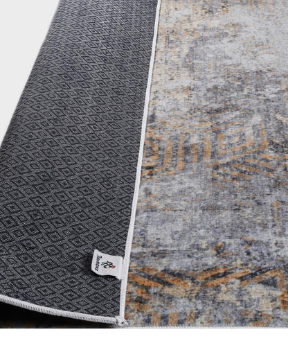 Malak simple modern beige soft and shinny carpet