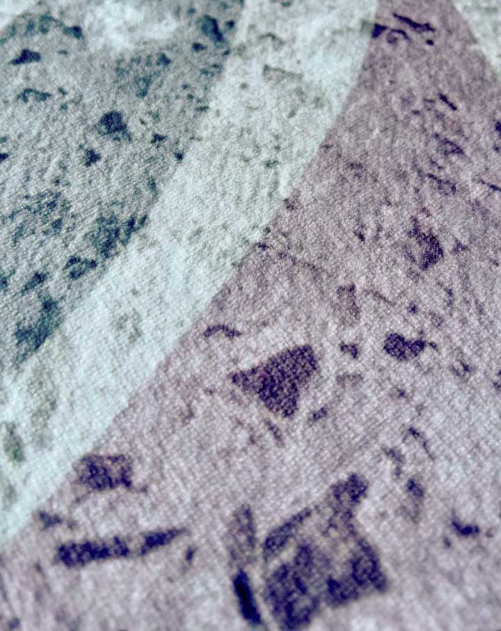 Modern Floral Rug – Natural Stone Effect Base