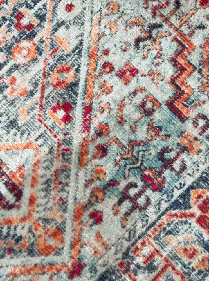 Antique Flame – Vintage Persian Pattern Rug